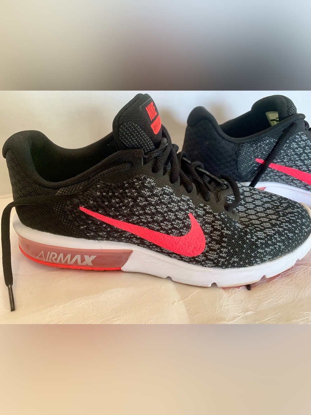 Women’s Nike Air Max Sequent 2 Black & Pink